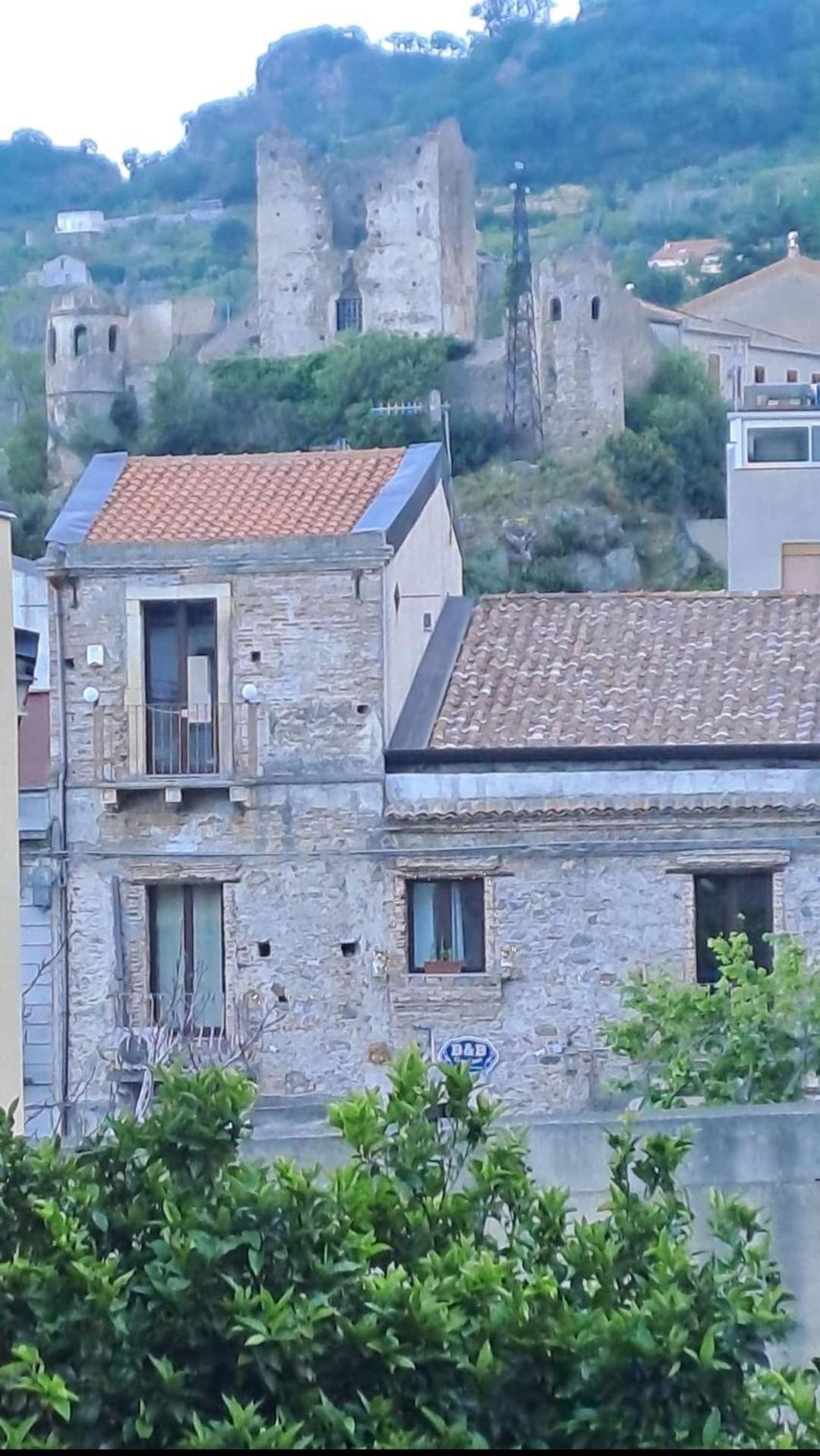 Palazzo Camerana Месина Екстериор снимка